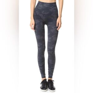 Black camo Spanx leggings NWOT